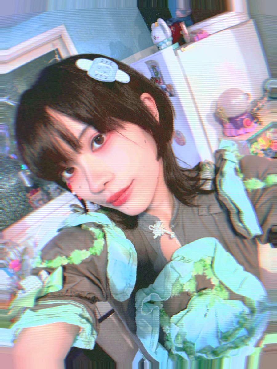 kyuryukyuryu_'s tweet photo. うりゅう、19-22.5きゅるいまーーす💘✨
飴ちゃんPOPUPに合わせて赤メイクしましたん💄❤️ https://t.co/4qnWNmJhHQ