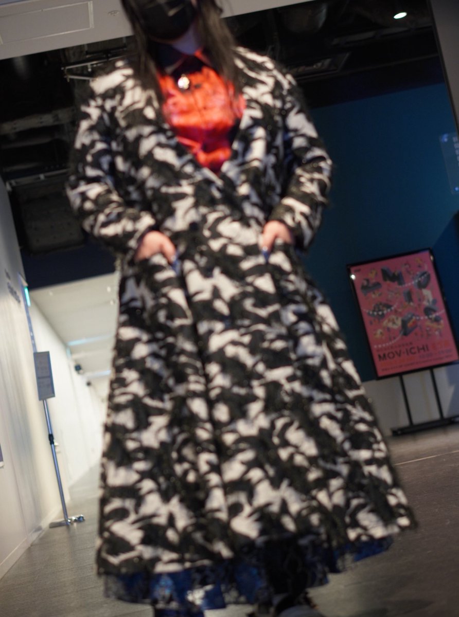 260228呑み会with竹谷さん #hazama 私の中のカラスコート(漆黒が散らす