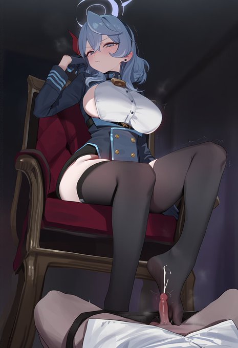 黒ニーソ、脚コキ、窓辺にて 