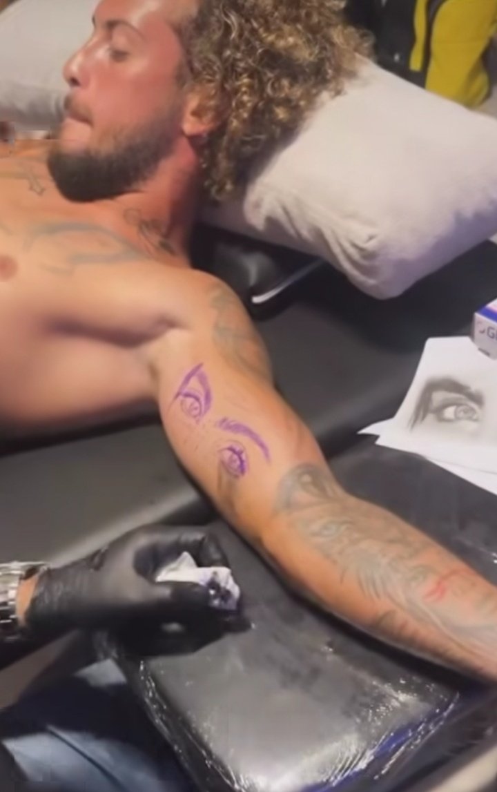 Thaisa ᶠᶠᶜ tweet media