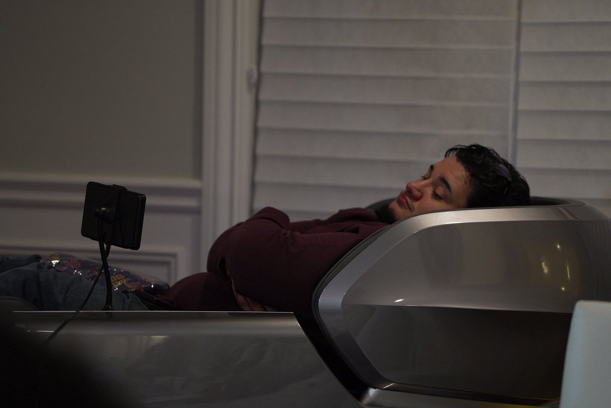 CB | SnaX tweet media