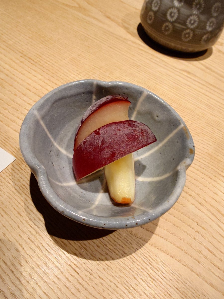 カキフライ、常陸牛の焼きしゃぶ生菜、仕上がったあんこう鍋、紅玉林檎のシャーベット 