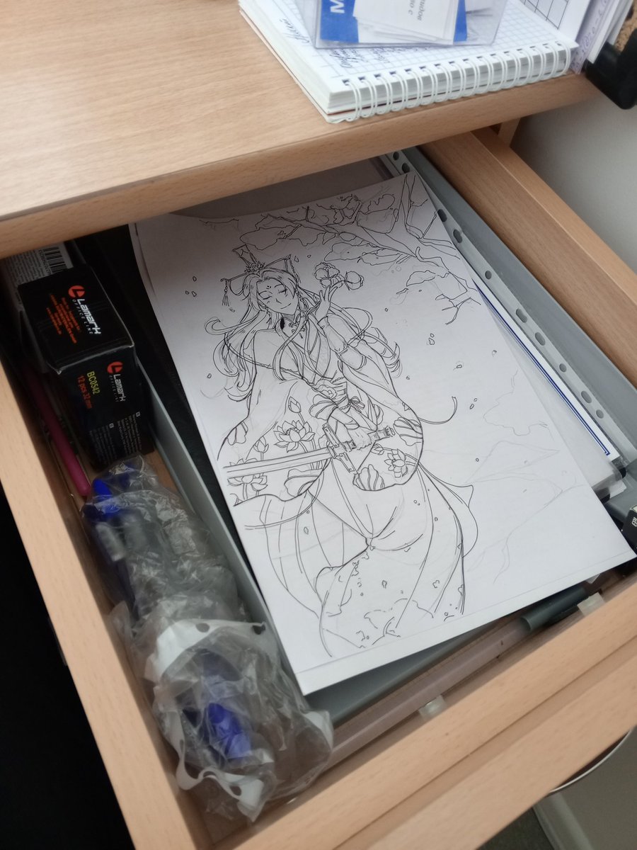 datra_va tweet media