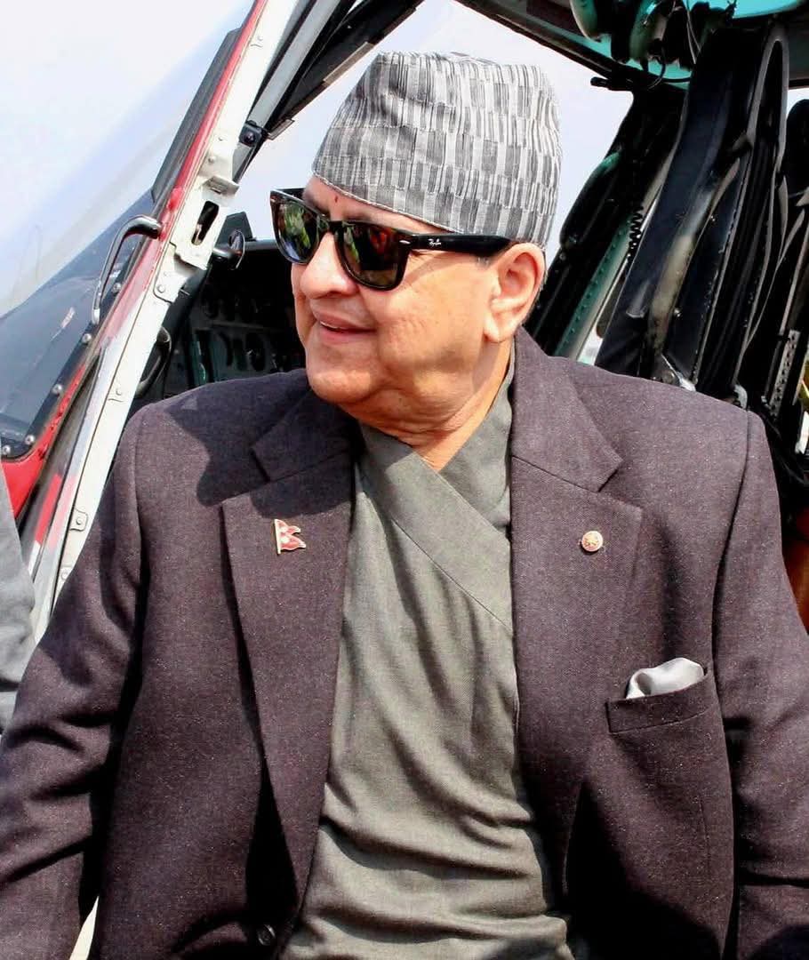 दुरदर्शि राजा महेन्द्रका छोरा ज्ञानेन्द्रले तिमीहरू बिताउँछौ। तिम्रो गतिमति राम्रो छैन भन्नु भएकै हो। उल्टो मौसुफलाई गाली गर्ने काम गरियो।