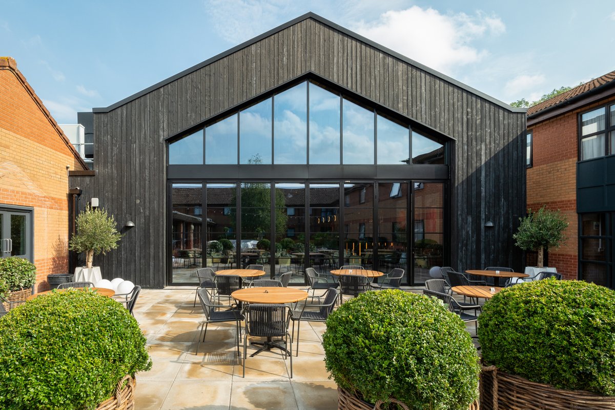 Hill Cross Furniture tweet media