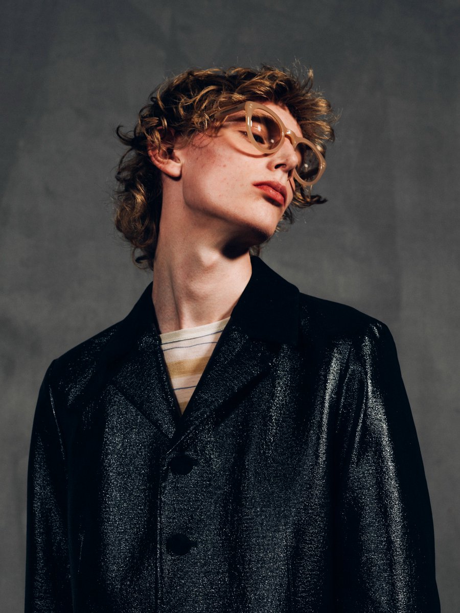 OnitsukaTiger's tweet image. #OnitsukaTiger showcased its Autumn/Winter 2026 Collection at Milan Fashion Week.
The theme of the collection is “The Aesthetics of Ma.”
“Ma” is a Japanese concept that describes a meaningful space between two elements—whether in space or time.
#OnitsukaTigerAW26 #MFW