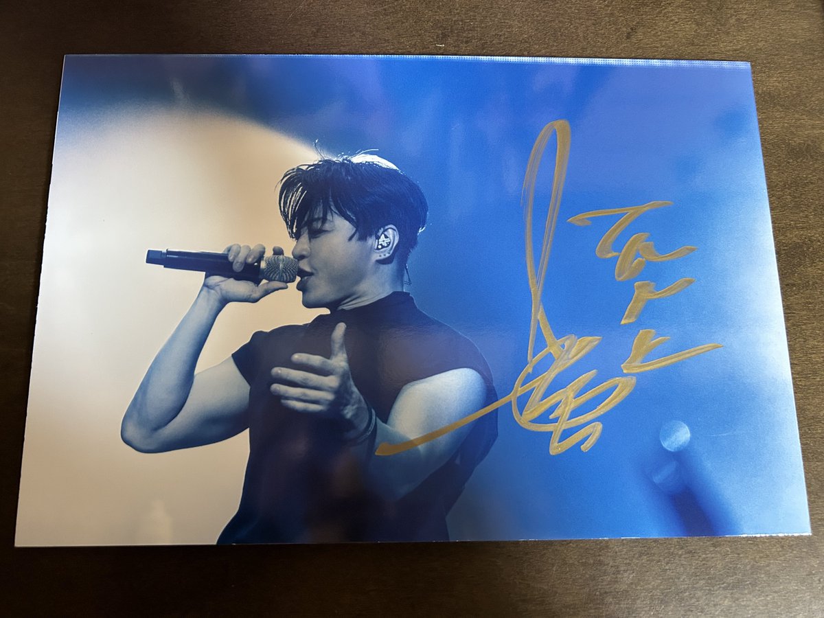 実はタワレコ渋谷でパネル当選してて、今日受け取りに行ってきました