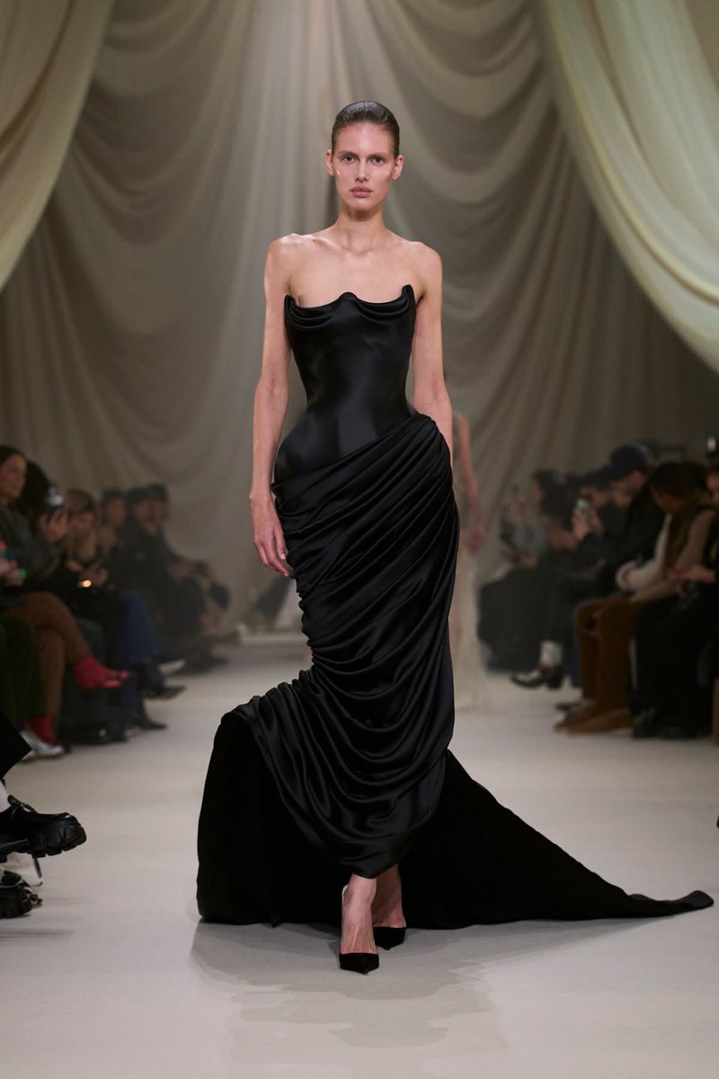 Fashion CloneIt tweet media