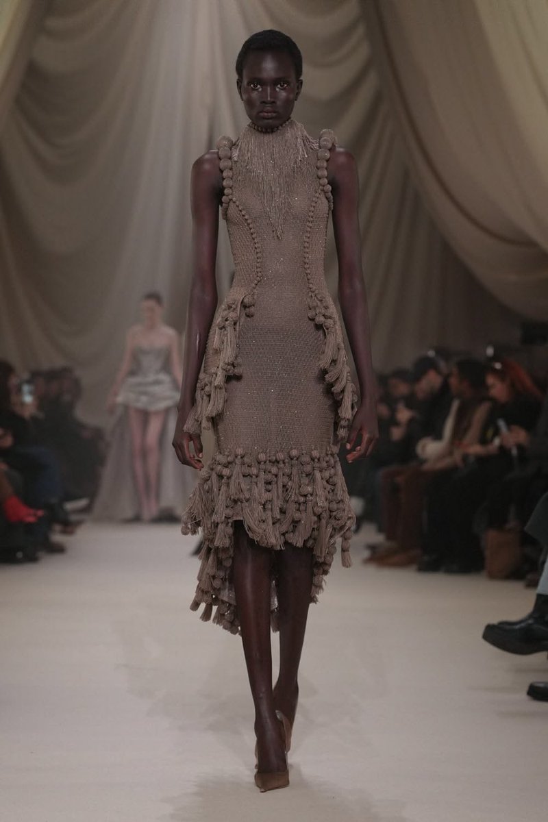 Fashion CloneIt tweet media
