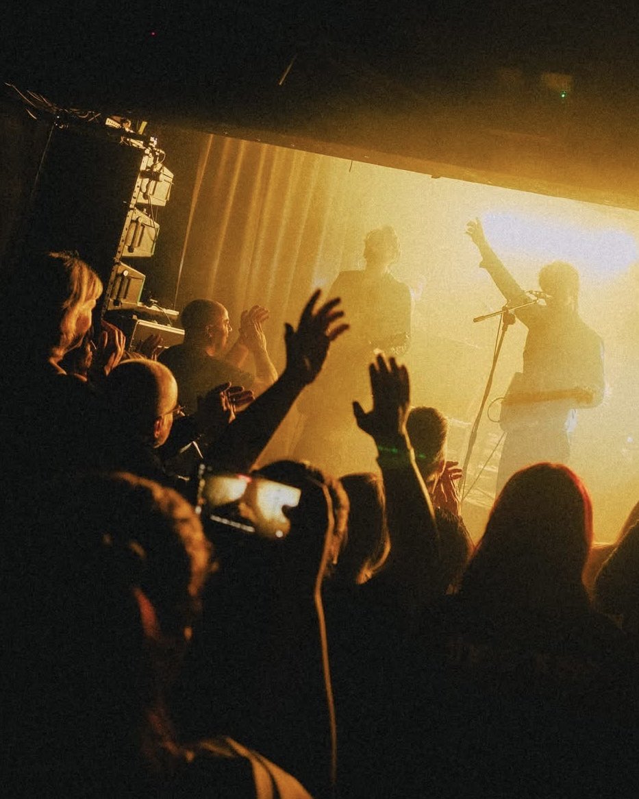 THE CLAUSE tweet media