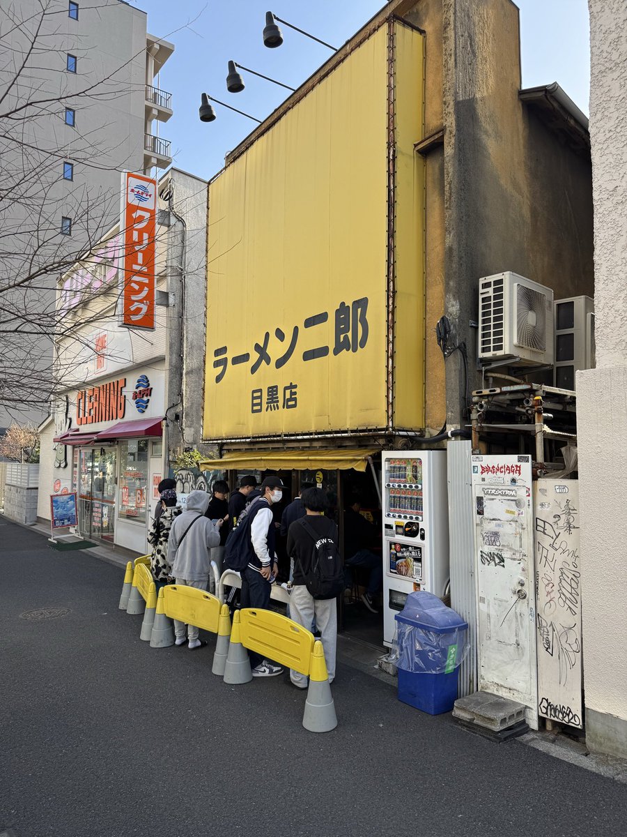 3333tmk's tweet photo. めぐじとじゅくじ https://t.co/FKzgBCG2uR