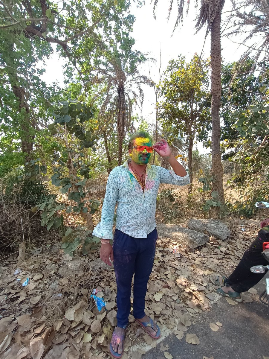 AchyutanandaBe8's tweet photo. Holi https://t.co/VdSLmYhEKN