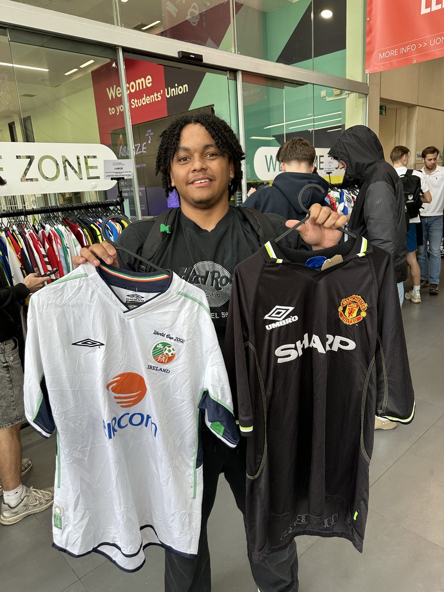 Retro Football Shirts.com tweet media