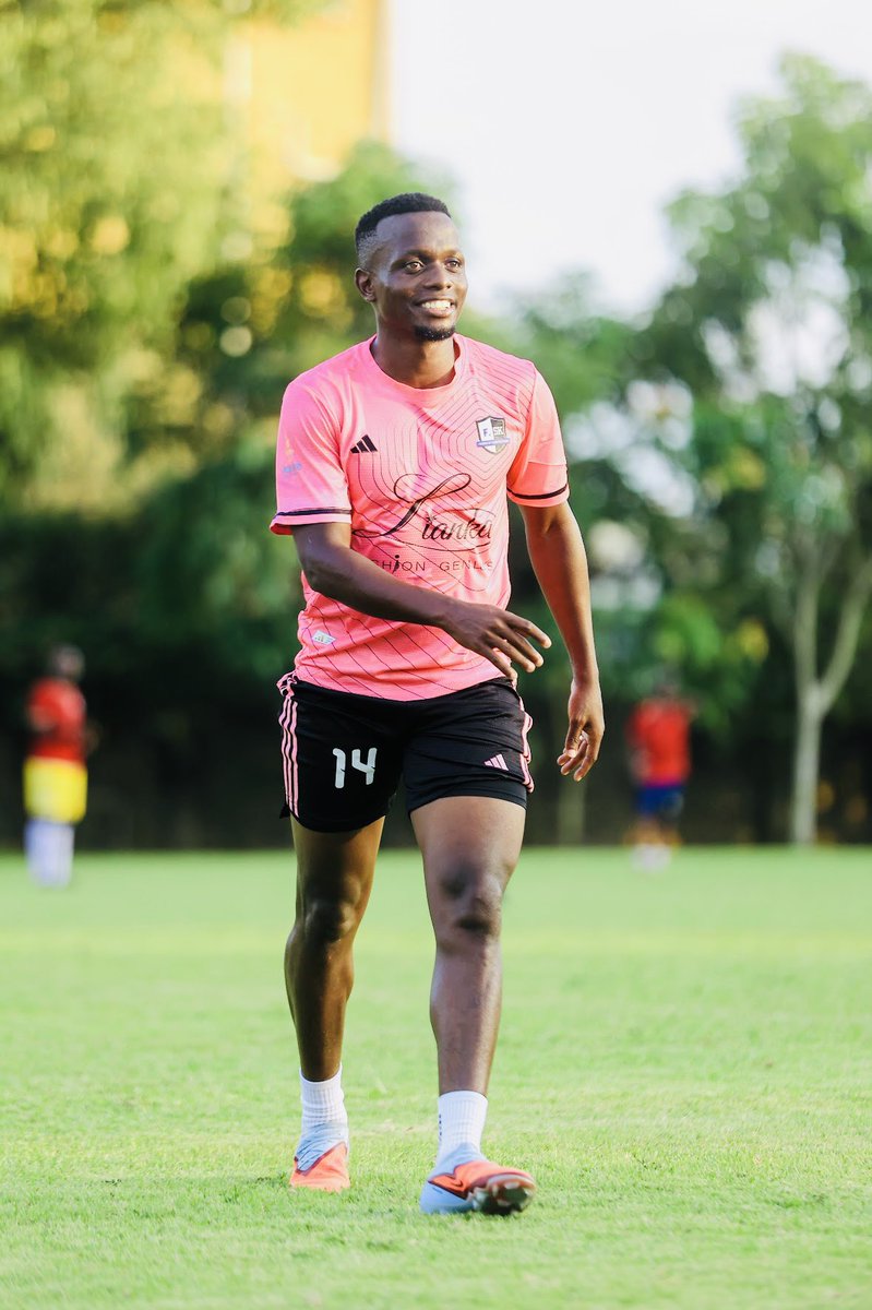 Paul Mucureezi tweet media