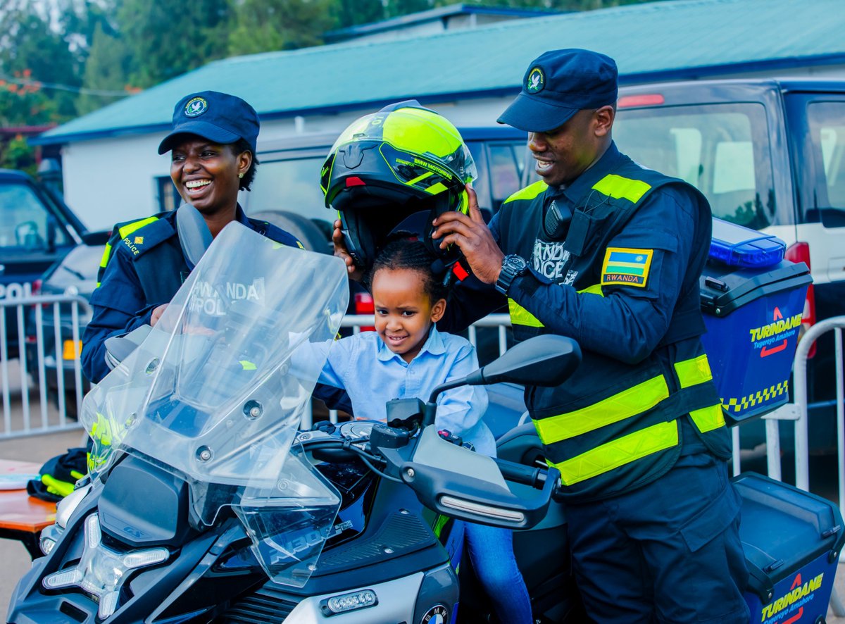 Rwandapolice's tweet photo. Amafoto https://t.co/zs1kUaBvOK