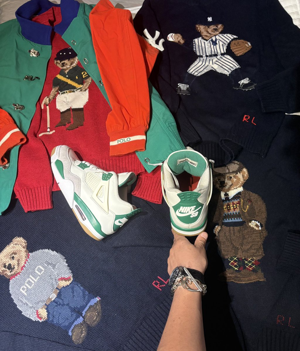 Cocaine #Bear - on the #LO..!