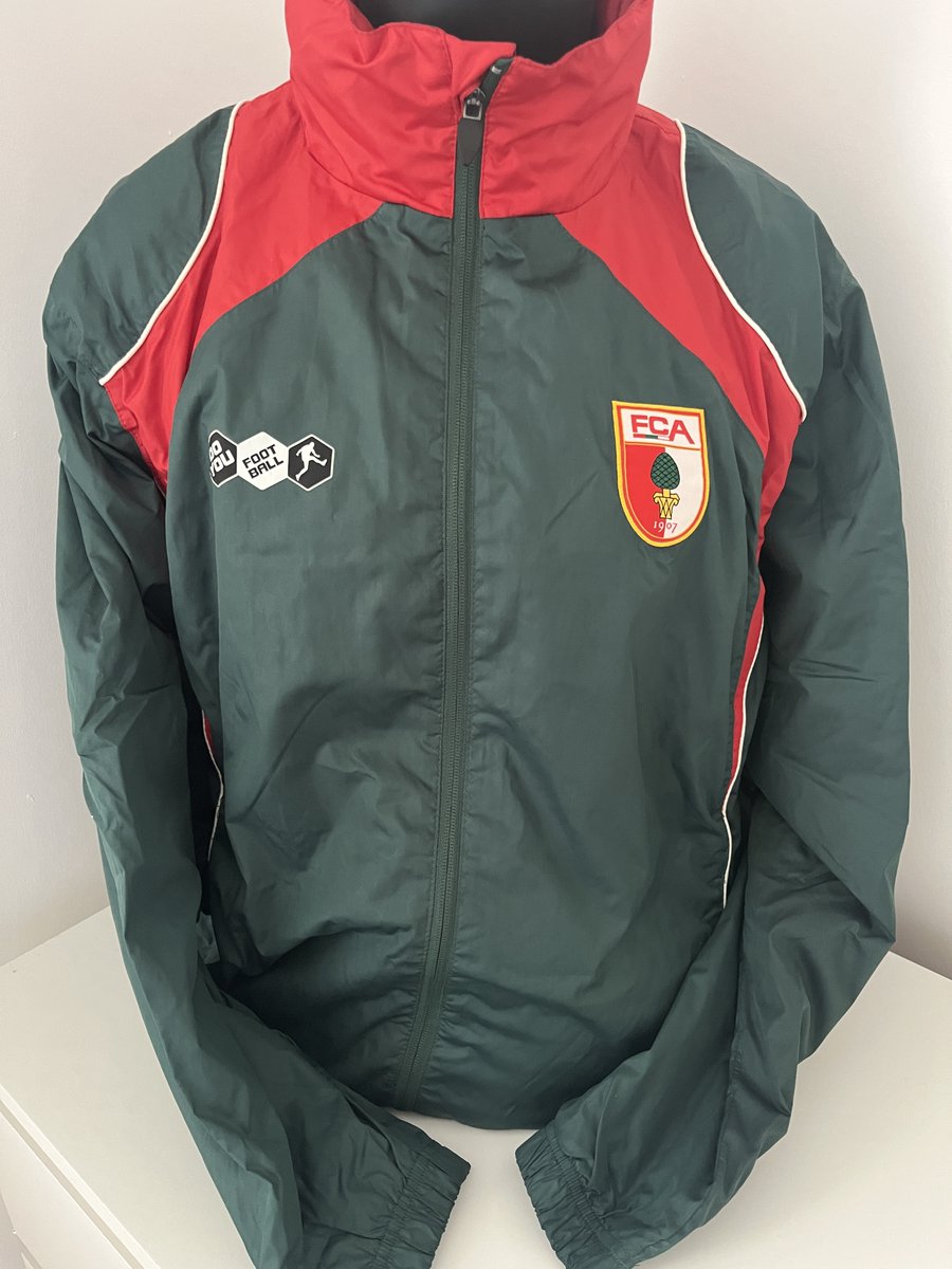 FRIDAY JACKET &amp; JUMPER STOCK DROP!!

It's Friday and another drop.......and this time we have some jackets and jumpers!

Come and take a look at what's on offer, from £20.00!

5starfootballshirts.co.uk