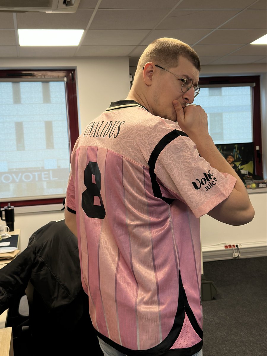 M8 Alex / Unalidus tweet media