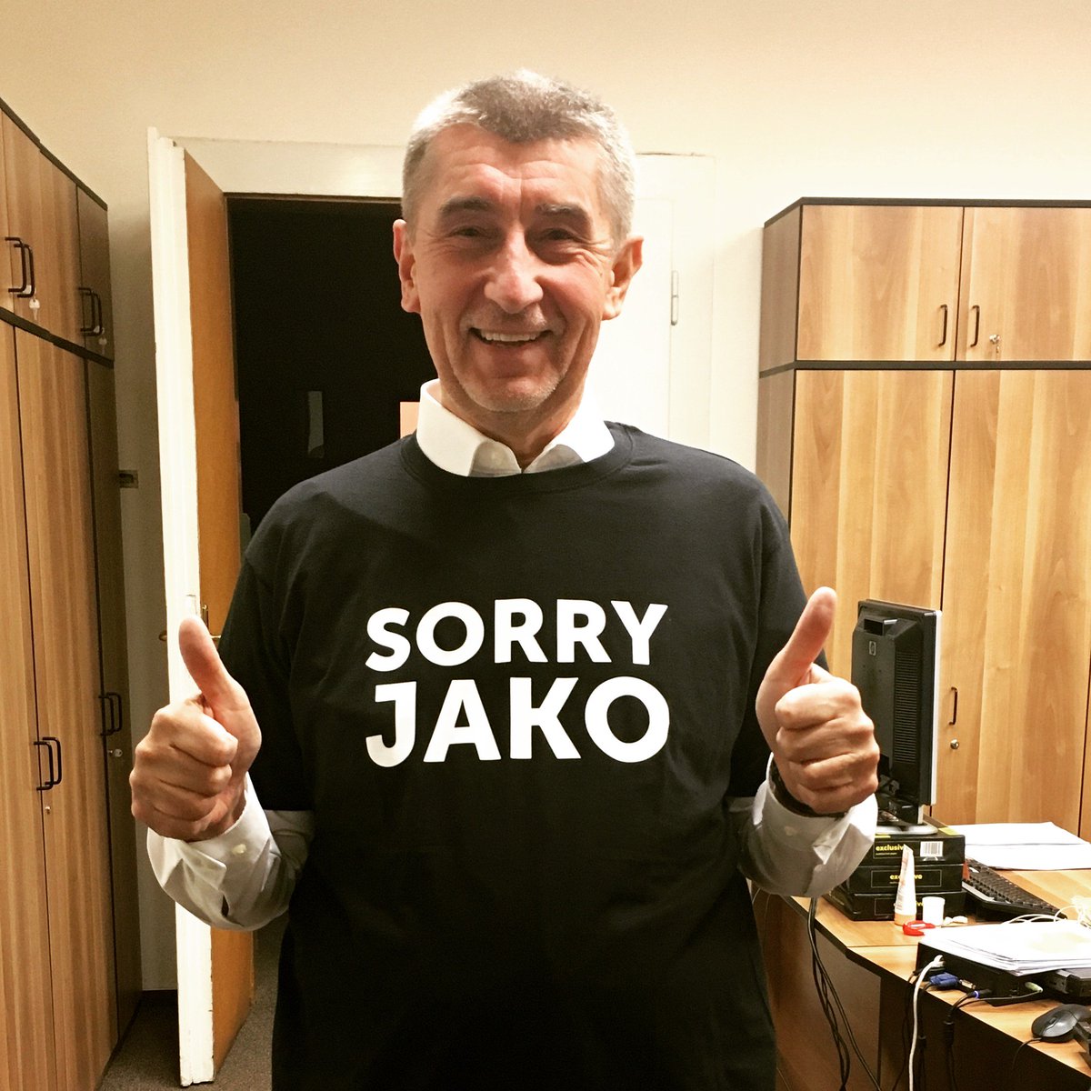 Poslední skaut™ tweet media