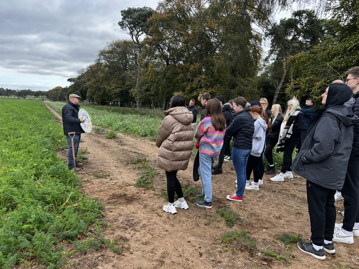 LEAF Education tweet media