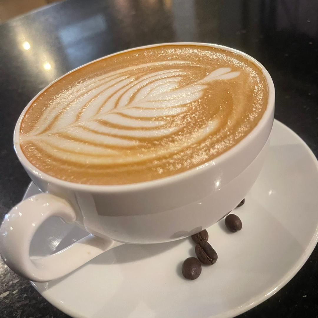 Ruts Cafe And Lounge tweet media