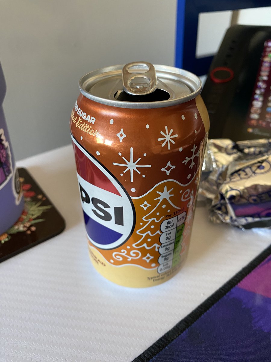 boxofoxberry's tweet image. she can hang out in my can of pepsi