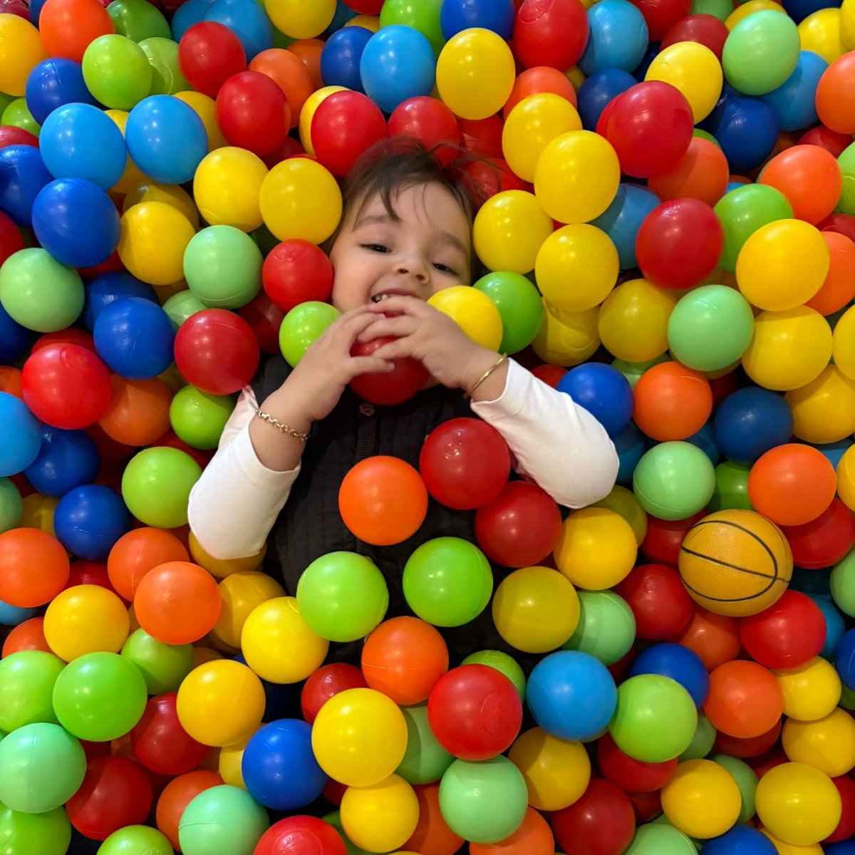 bi yanlışınız var .. 
14 şubat değil, 6 mart bence sevgililer günü!  😃
#aşkbuaşk
❤️🥰❤️🥰❤️🥰❤️