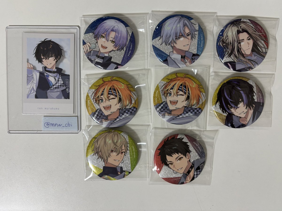 交換】18TRIP エイトリ おもライ 特典 チェキ風カード 缶バッジ クリア