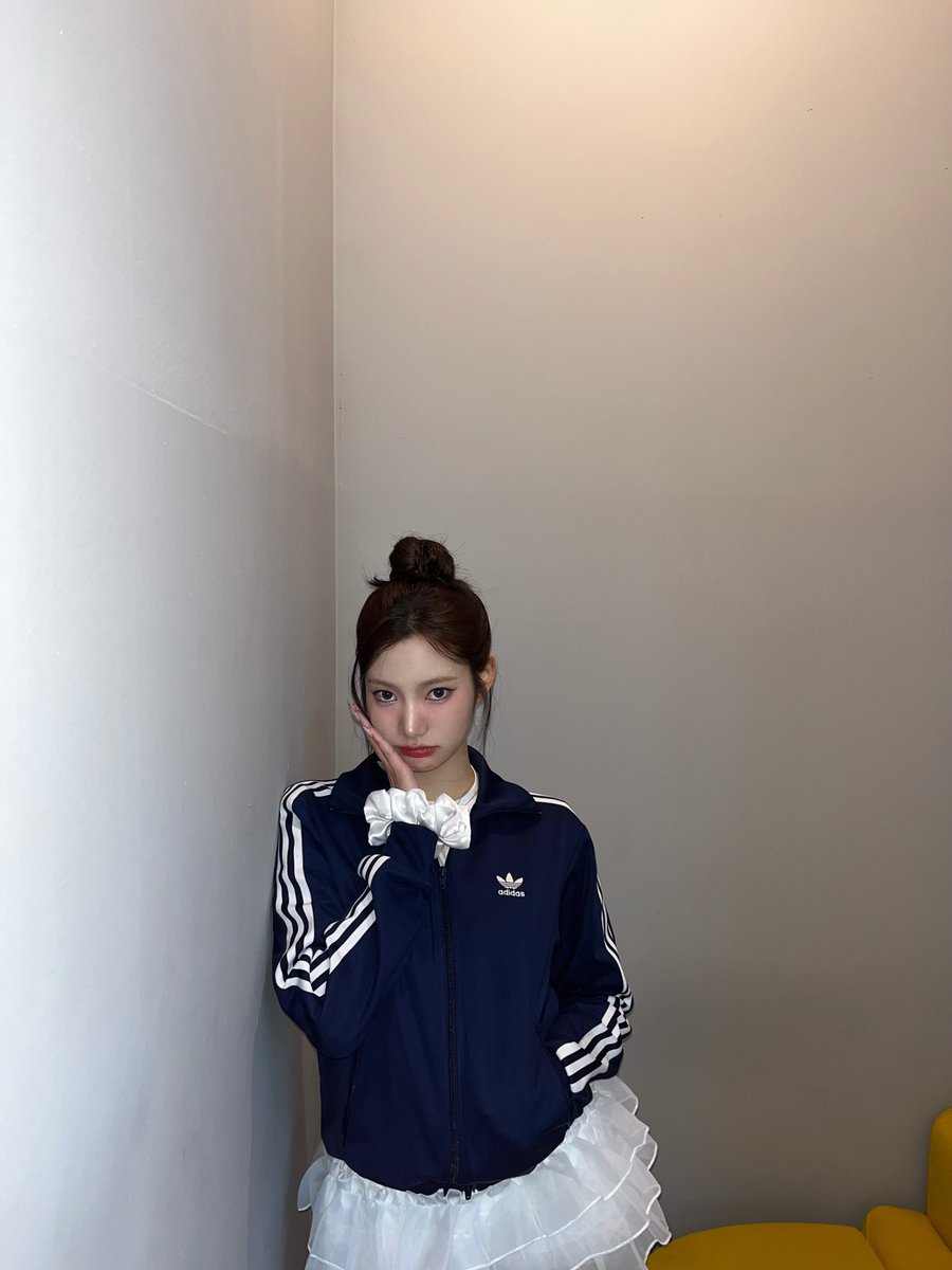 geeniusofficial's tweet photo. #안녕하십미카

여백의 미…니어스 사랑해💙

#지니어스 #Geenius
#미카 #Mika #ミカ https://t.co/nyX5E8rvnH