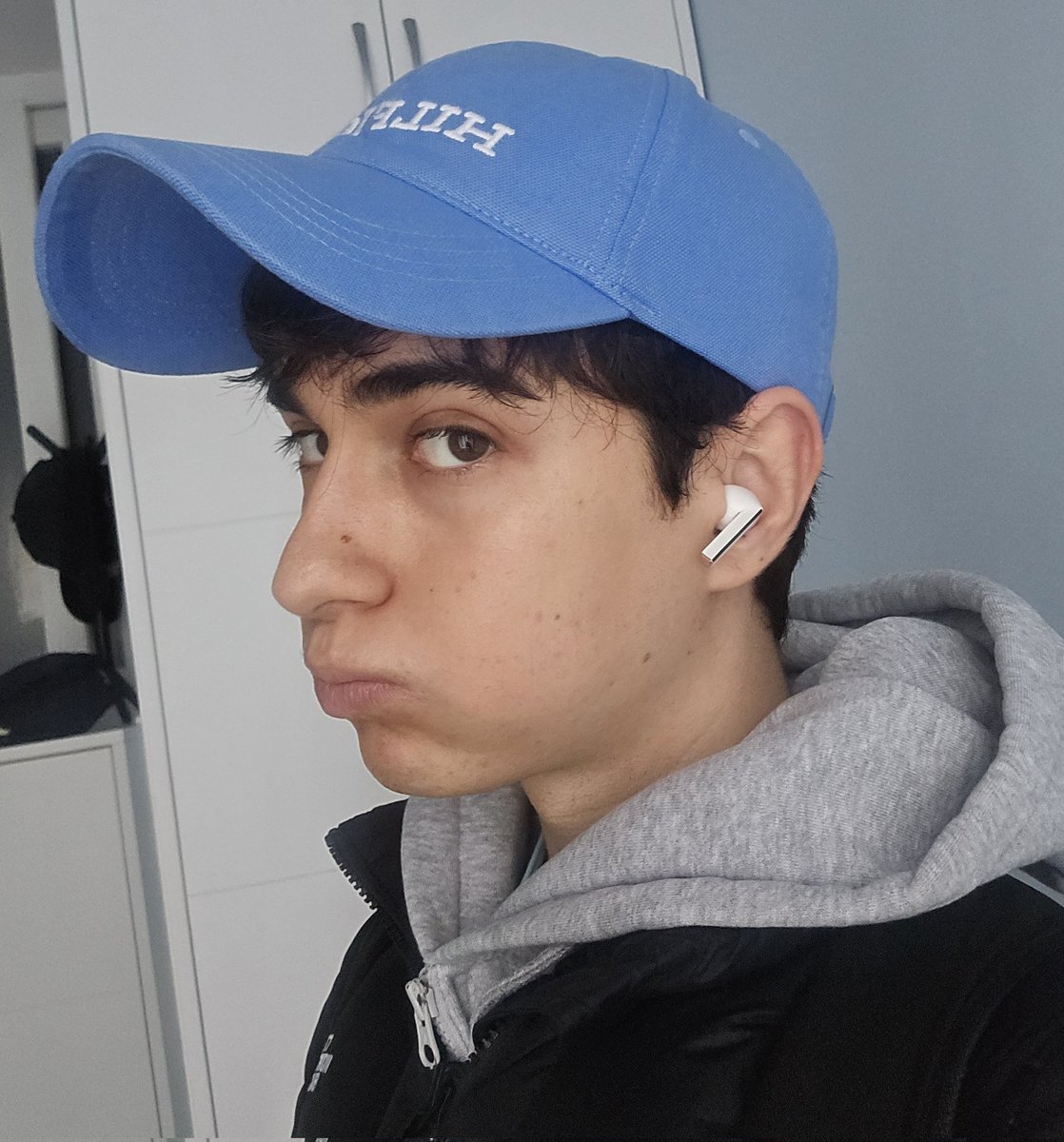 Adán tweet media