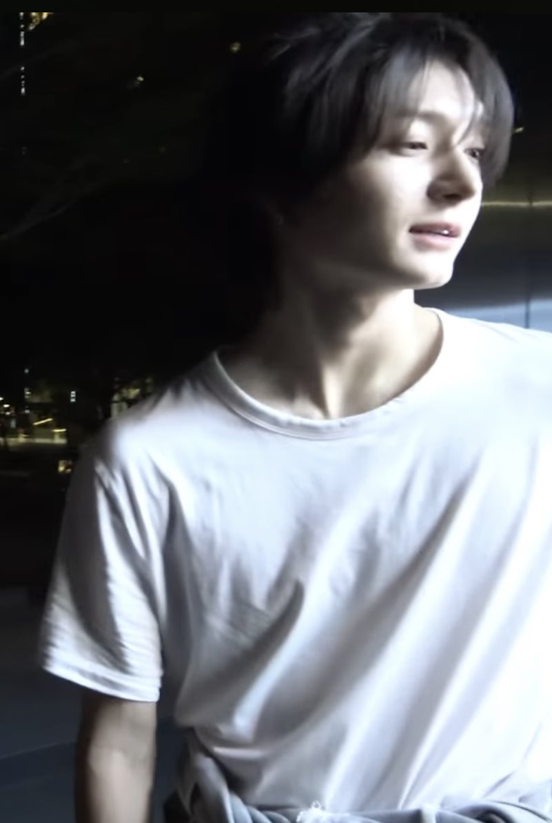 아 잠깐만... 너무 남자야...