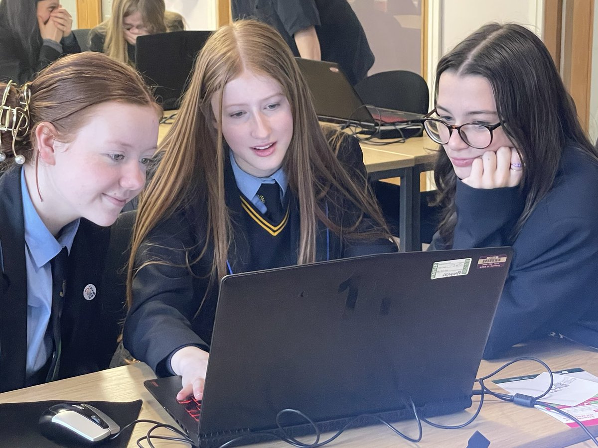 DLSPerforming Arts tweet media