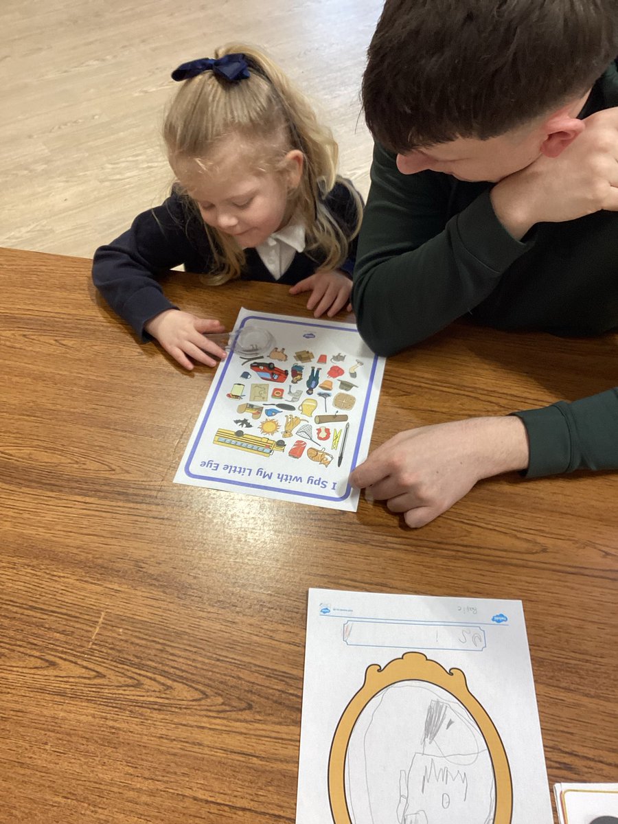 YewTreeSandwell's tweet image. …and a little bit of early reading, focusing on oral blending 📚.
Thank you to all that came! #inspire #nursery