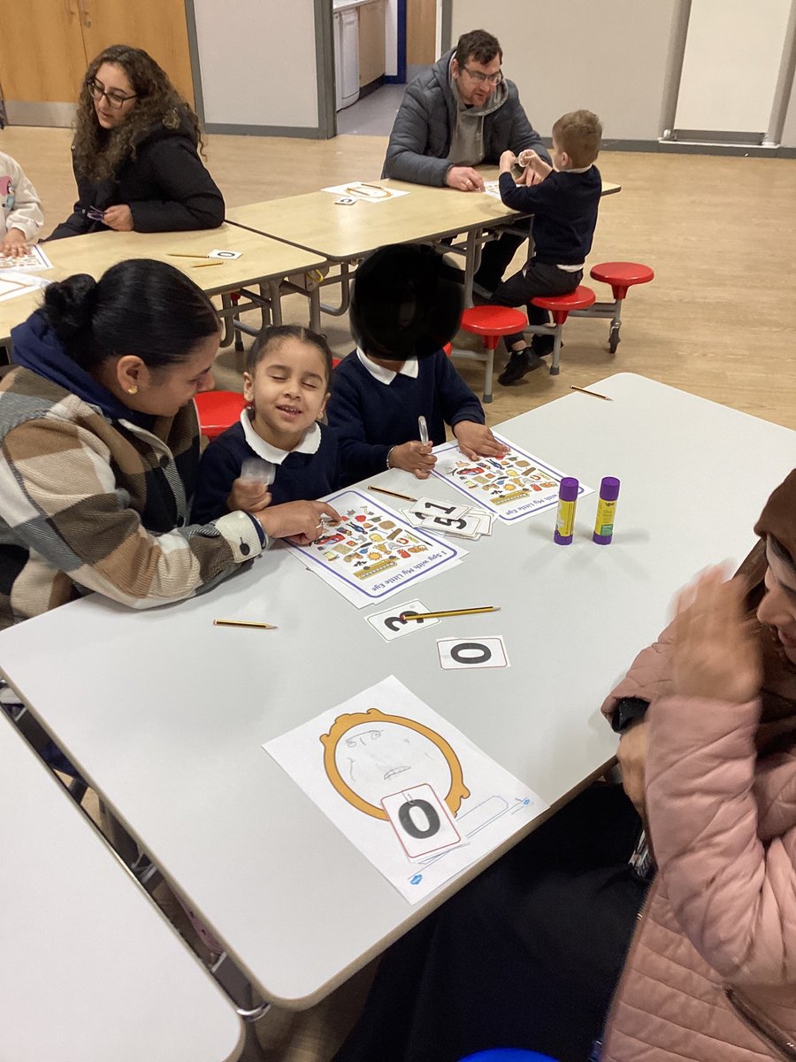 YewTreeSandwell's tweet image. …and a little bit of early reading, focusing on oral blending 📚.
Thank you to all that came! #inspire #nursery