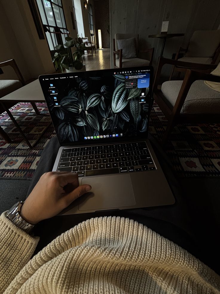 Mr Shivam tweet media