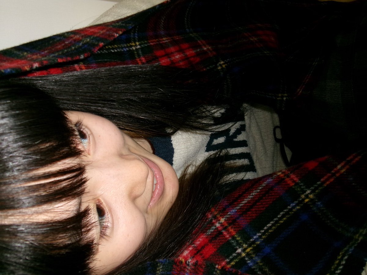 新しいことをするよ〜！ずっと心にあったやりたいことに近づく一歩。になれると思うたぶん。準備できたらまた言うわ〜！

I decided to start something new!
It feels like a step closer to something I’ve always wanted to do.
I’ll tell you more when I’m ready ✌️