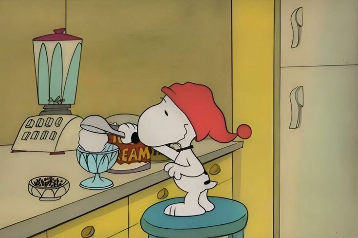 snoopyfever_'s tweet photo. my plans for weekend https://t.co/6iLDkEqE7s