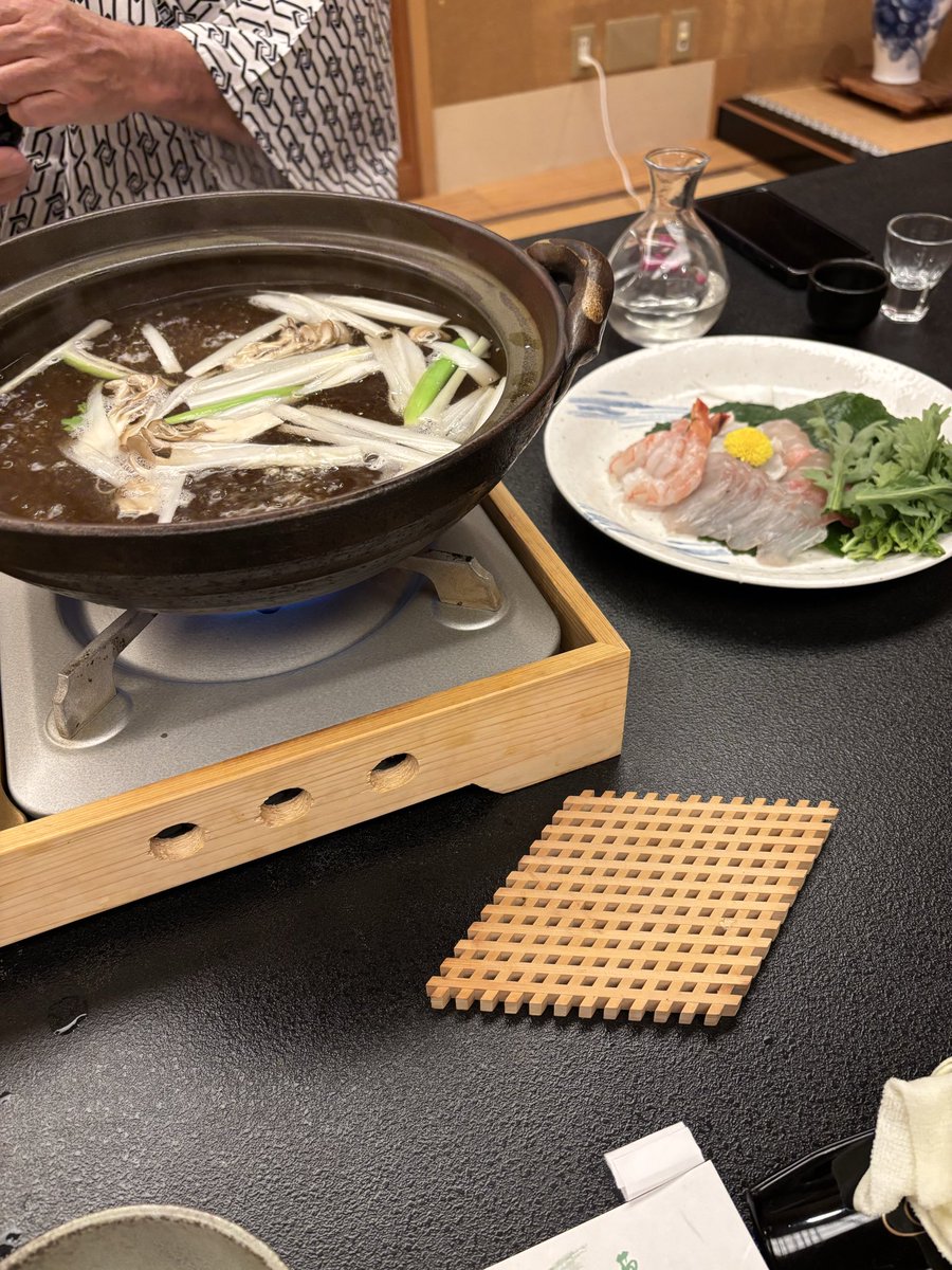 shikipanddr's tweet photo. ワインのカラスミとか初めて食べた！ https://t.co/xi2PNCstAR