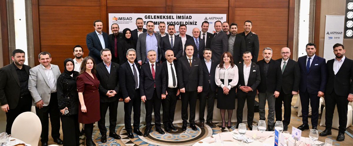NURCANZDEMR's tweet photo. İMSİAD ailesi olarak geleneksel iftar soframızda bir araya geldik.
Aynı sofrayı paylaşmanın bereketiyle iftarımızı açtık, sohbetimizi ve dayanışmamızı güçlendirdik.

Nice Ramazanlara erişebilmek temennisiyle… https://t.co/kYhbQZ2zqC