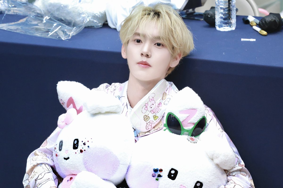 241021 #HANYUJIN #한유진 #ハンユジン #韩维辰 #ZEROBASEONE #ZB1