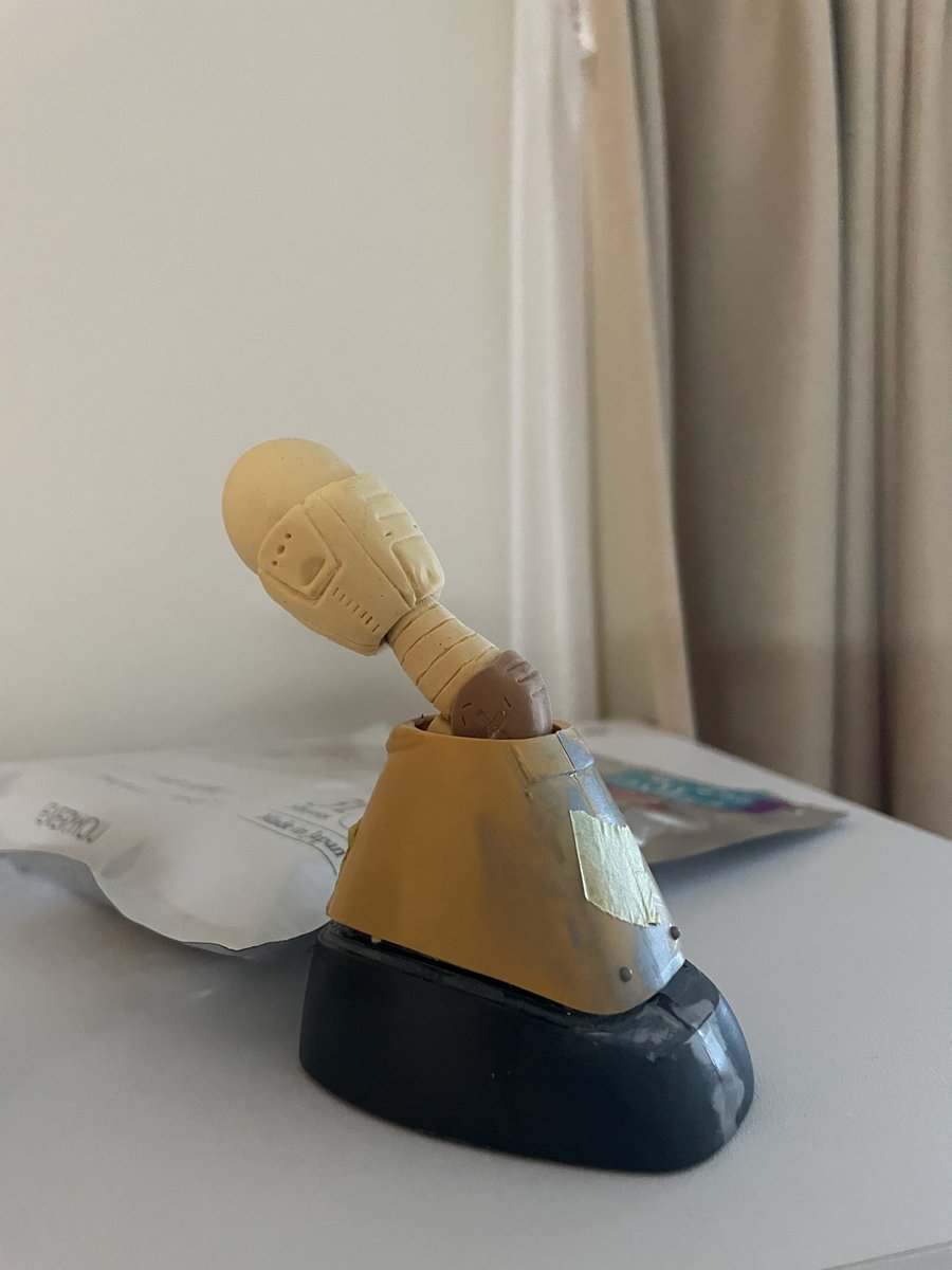 コセキング tweet media