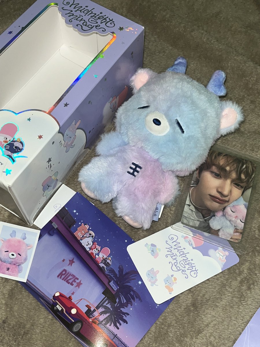 wonbintokki's tweet photo. Wts

Sungchan urakbam midnight mirage doll + pc wonbin 660k (after voc shopee) https://t.co/c2T3bZkJWe

Wonbin nyangdeok we little riize sandal set with pc 528k (after voc shopee) https://t.co/cWqbhewntp https://t.co/w5mdkc9rkr