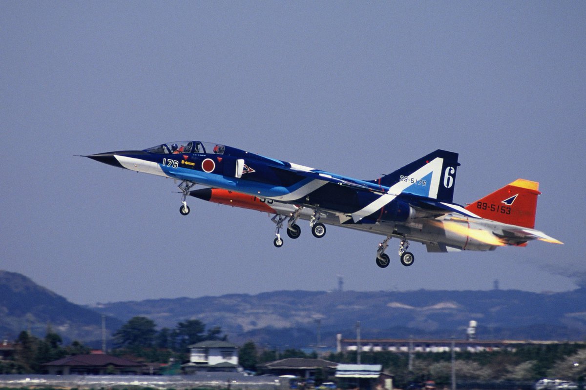 懐かしい写真が出てきました🤓 のでおすそ分けです😆🤘 今のT−4に