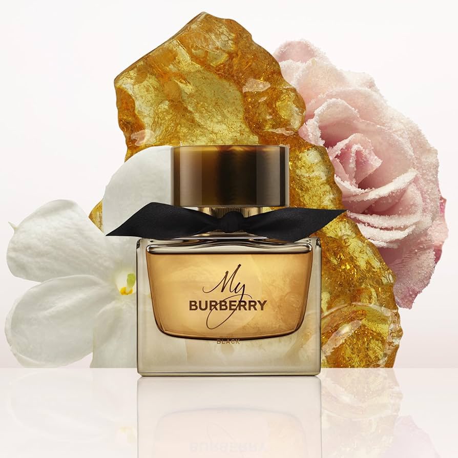 Fall_ndiaga_abf's tweet image. ✨ Calvin Klein (CK One)

Un parfum frais, unisexe et moderne — notes propres et citriques qui s’adaptent à tous les styles.
#CalvinKlein #CKOne #ParfumUnisexe #Fraîcheur

⸻

🖤 My Burberry Black (Burberry)

Sensuel, profond et mystérieux — une version plus intense et nocturne