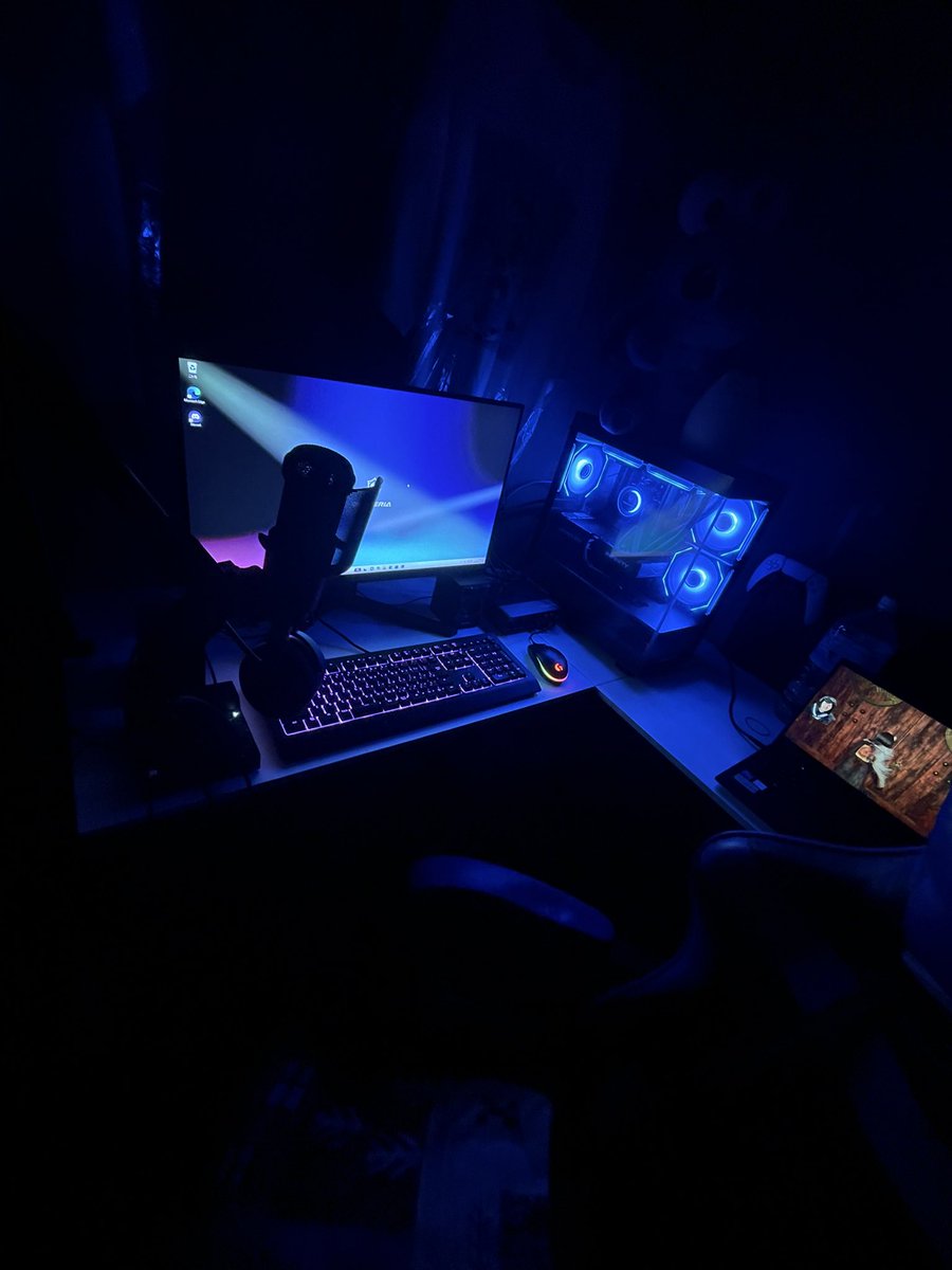 雨宮 晴 tweet media