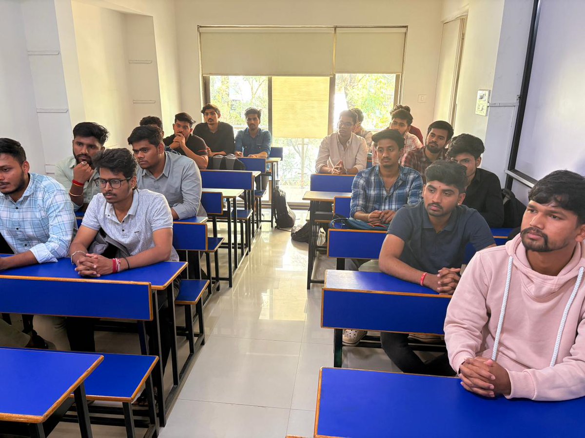 codenera_'s tweet photo. A new journey begins for our students stepping into the world of Technology and AI. 🎓

At Codenera, our focus has always been simple and clear:
No fancy boards.
No fancy desks.
Just pure learning through our vision, wisdom, and real industry knowledge.

https://t.co/PFeihDm9y6 https://t.co/7XGVzBeXjc