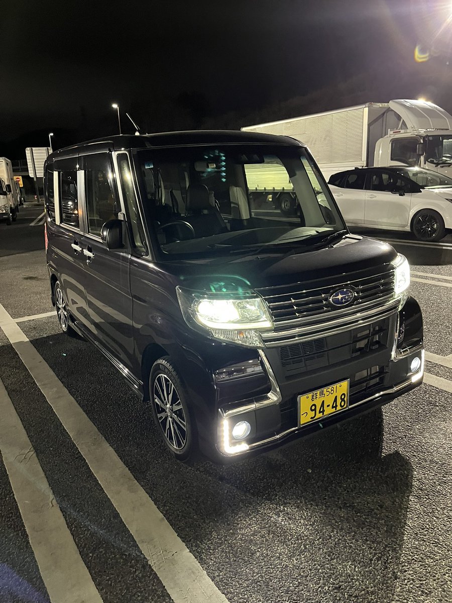 misutiruikoan's tweet photo. この型のタント、対向車で来るとライト眩しくて嫌いだったけど、いざ乗ると異次元の明るさで感動してる。

そしてやはり眩しいとみえてパッシングされる事が多い🤔 https://t.co/wQQIP1RlRm