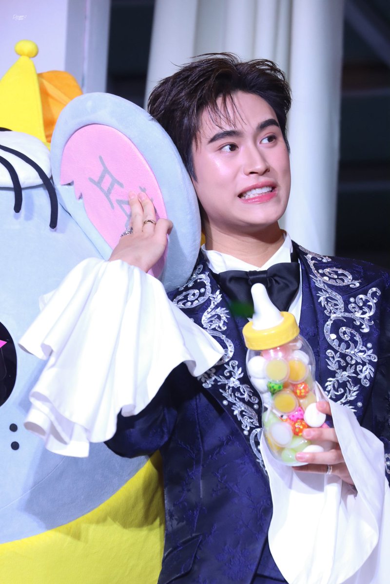 งานก็ต้องทำลูกก็ต้องเลี้ยง5555555555

GEMINI AT SUMMER THE MALL BANGKAPI

#THEMALLSUMMER2026xGEMINI
#Gemini_NT #เจมีไนน์