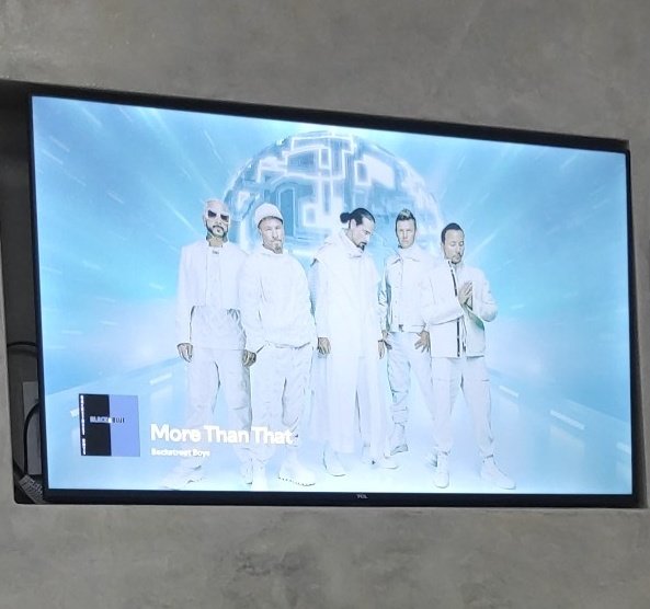 Esperando en el médico, me acordé de <a href="/kicocrea/">Moira</a>.