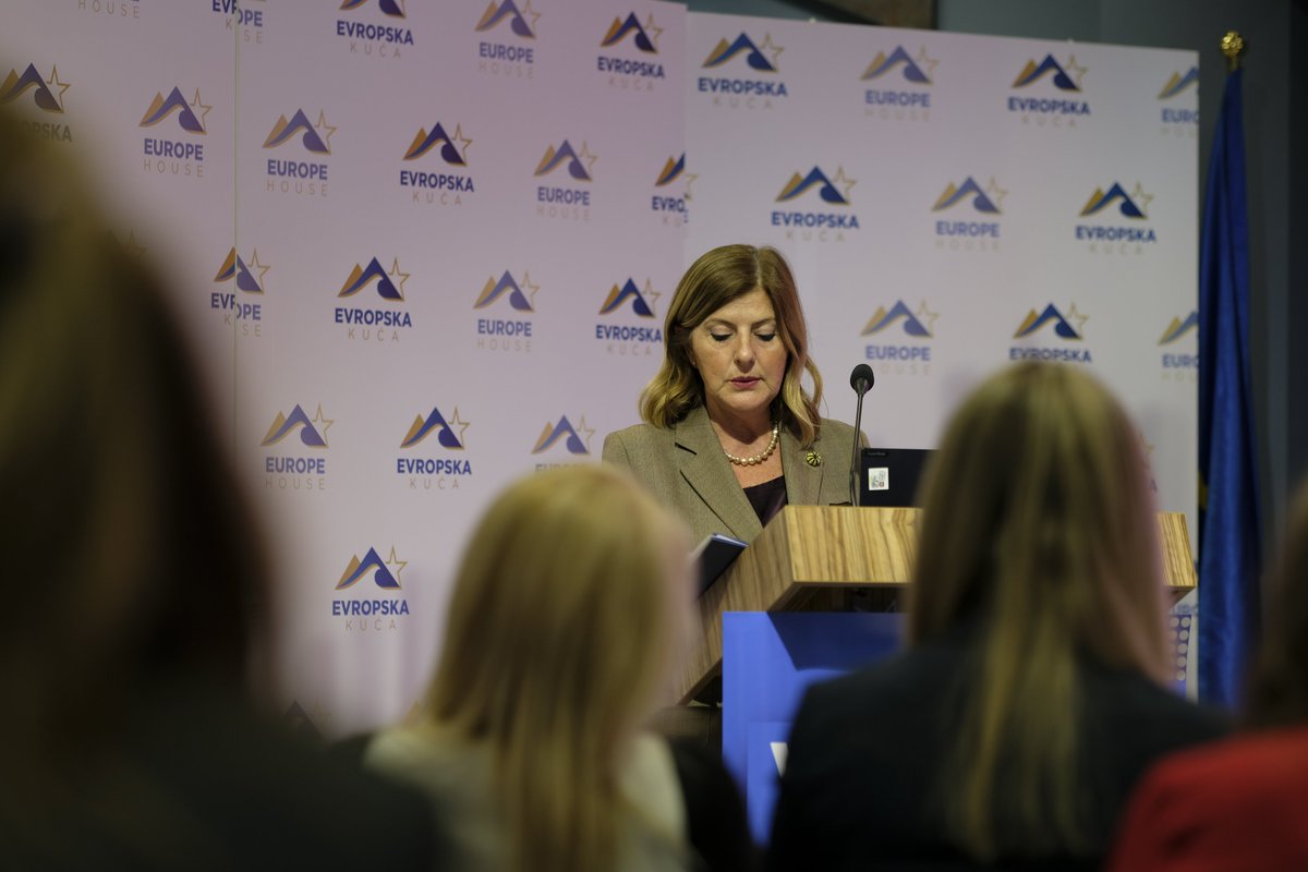 PCRCBiH's tweet photo. "Hate speech can seriously undermine democracy if we do not react in a timely, coordinated and decisive manner" - Lejla Dervišagić, @coe 

During the Western Balkans Peace Forum (#wbpeace), panelists shared important insights from the fields of European security and the role of the Western Balkans in that process, peacekeeping, transitional justice and dealing with the past, peace education, memorialization and identity-based violence, with special attention paid to mapping hate speech in the region. On this occasion, the report "Mapping Hate Speech in Montenegro" was presented. The report was presented by Lejla Dervišagić, Head of the Council of Europe Programme Office in Podgorica, and Milena Kovačević, Project Coordinator at @CEDEM_ME 

The report is the result of two years of research that uses a multi-layered qualitative approach to map patterns of hate speech and institutional (non)response towards marginalized groups. The results show that hate speech is increasingly normalized, especially in the online space, and highlight the urgent need for stronger prevention, education and coordinated institutional action.

"Rights exist only formally, on paper. We have laws and national strategies, but they are not implemented adequately" - Milena Kovačević, #CEDEM

#hatespeech #regionalcooperation #WesternBalkans #EUSecurity @EUAmbME